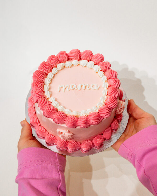 Tort Red Velvet - obrazek 3