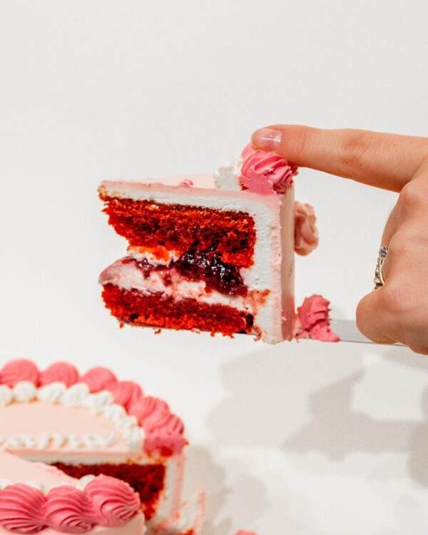 Tort Red Velvet - obrazek 2