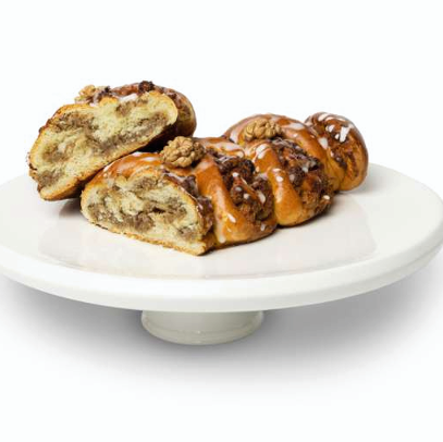 STRUCLA Z BIAŁYM MAKIEM I ORZECHAMI